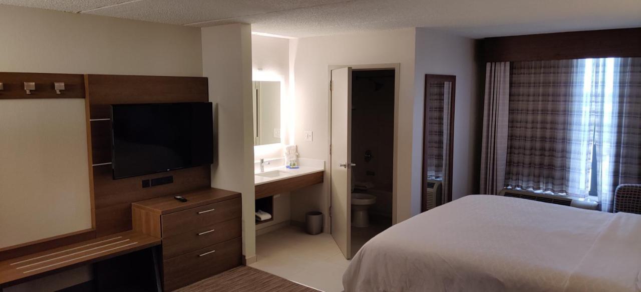 Holiday Inn Express Hotel & Suites Dallas Fort Worth Airport South By Ihg Irving Exterior photo