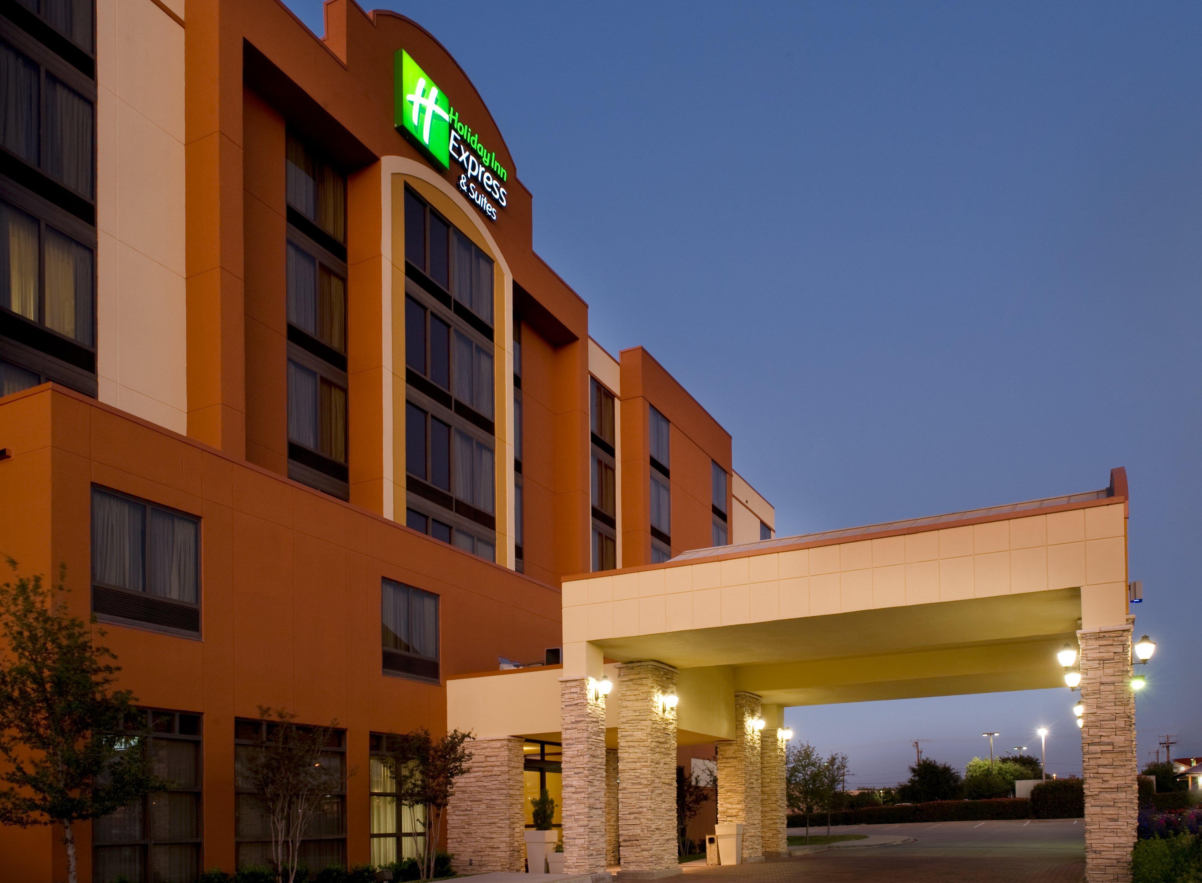 Holiday Inn Express Hotel & Suites Dallas Fort Worth Airport South By Ihg Irving Exterior photo