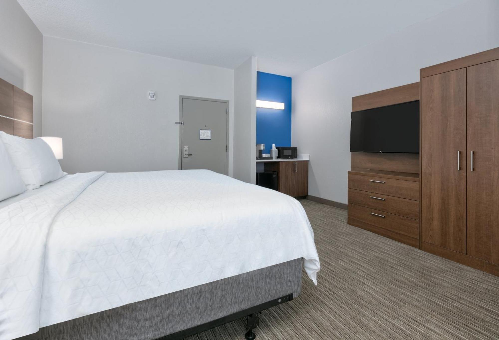 Holiday Inn Express Hotel & Suites Dallas Fort Worth Airport South By Ihg Irving Exterior photo